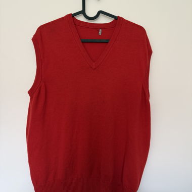 Red Knit Pullunder