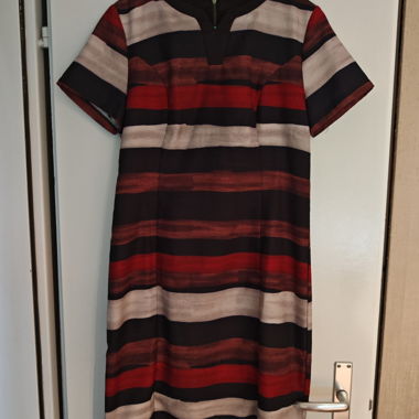 Gestreiftes Kleid mit Reissverschluss