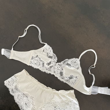 romanische Wäsche