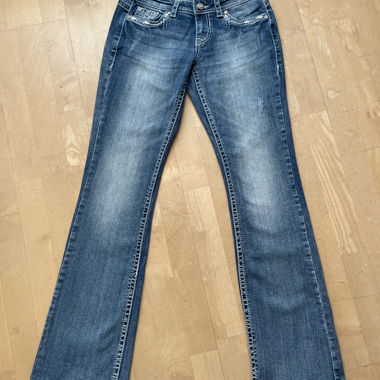 Jeans femme avec décoration