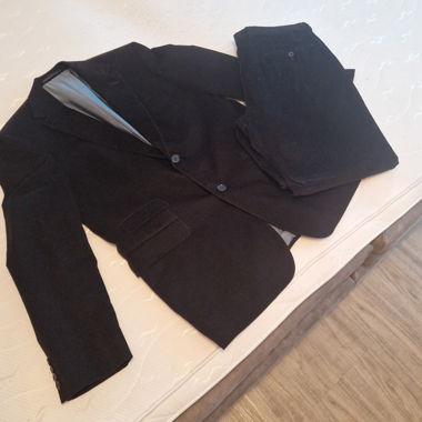Costume en velours côtelé