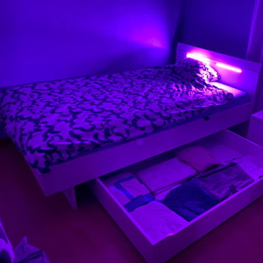  LED Bett 