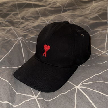 AMI Paris Hut/Cap