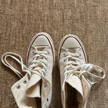 Converse blanc cassé 