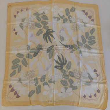 Foulard Hermes floral jaune