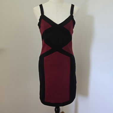 Bleistiftkleid schwarz-rot Gr. M