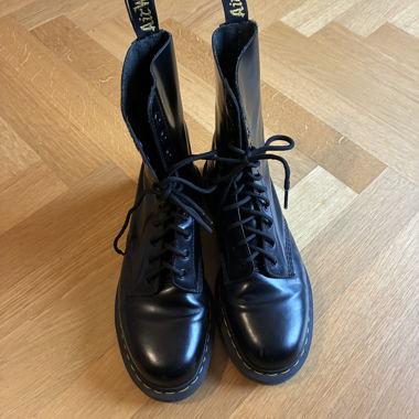 Dr. Martens Gr. 43