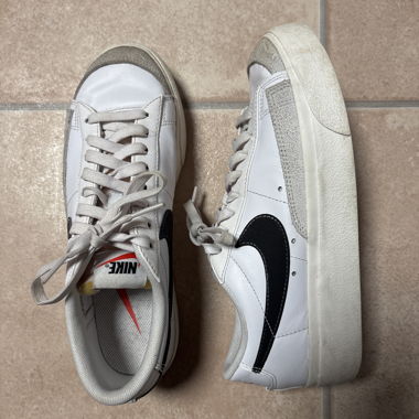 Nike Blazer Low Platform Schuhe
