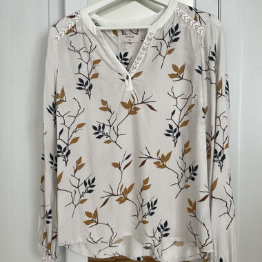 Bluse mit Blumenmuster