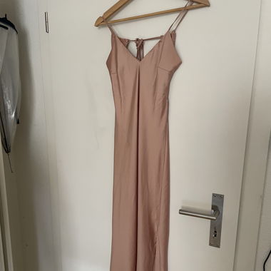 Etam Kleid mit tiefem Rücken