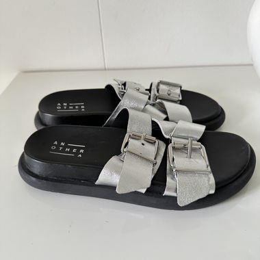 Another year Riemensandalen Leder silber 37