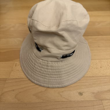 Beiger Fischerhut / Bucket Hat