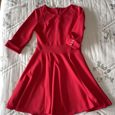 Abito rosso a maniche 3/4