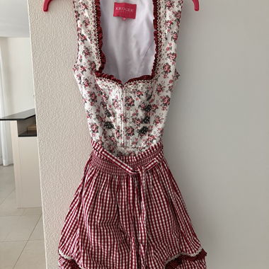 Krüger Dirndl
