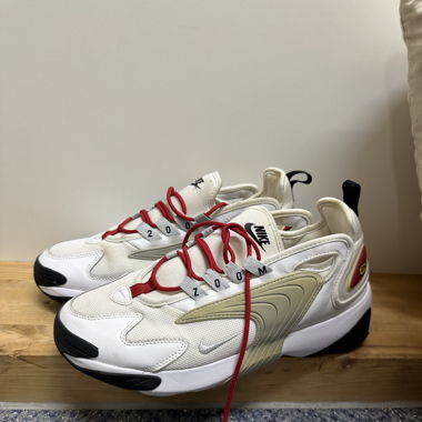 Nike Zoom 2000 – Weiß/Schwarz/Rot 