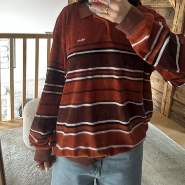 Obey sweater