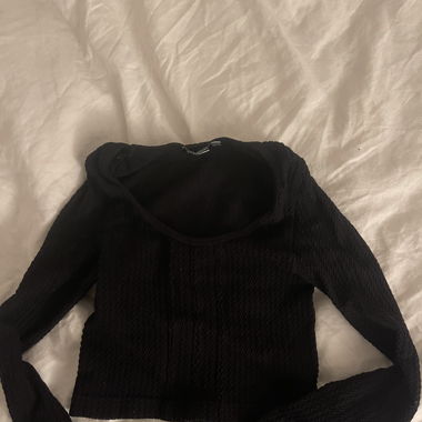 Schwarzes Top