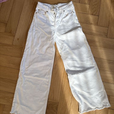 White Jeans
