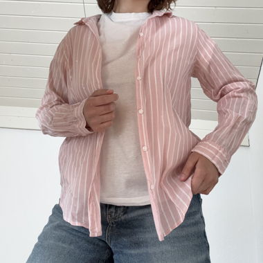 pink blouse