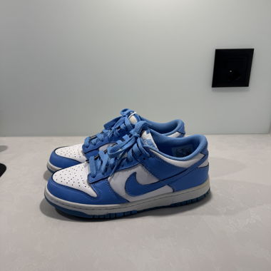 Nike Dunk Low UNC