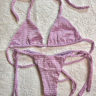 Lila Violetter Brazilian Bikini