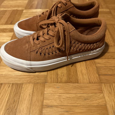 Vans Plateau