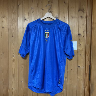 2004 Italian Puma Football Shirt 