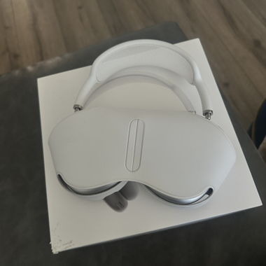 Apple AirPods Max