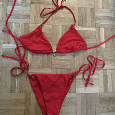 Bikini rosso
