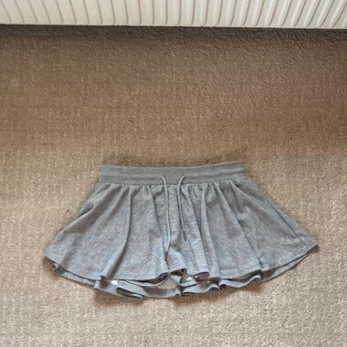 mini skirt