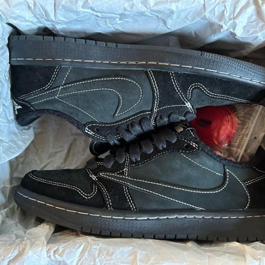 Travis Scott Jordan 1 Low Black Phantom