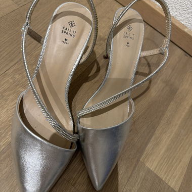 Scarpe slingback argentate