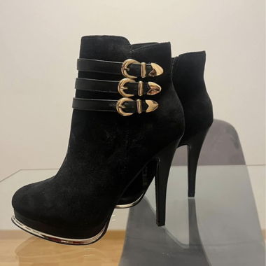 schöne Schuhe, nie getragen