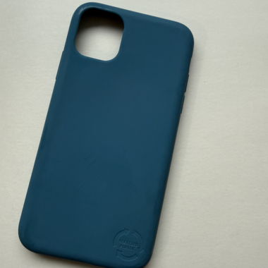 Blaues Handycase aus recyceltem Plastik