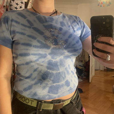 Blaues Tie-Dye Crop T-Shirt mit Pailletten-3