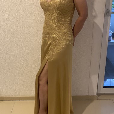 Robe de soirée & sandales APART Gr. 38 – Or