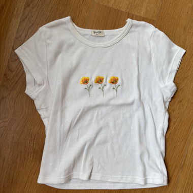 Weisses Floral-T-Shirt