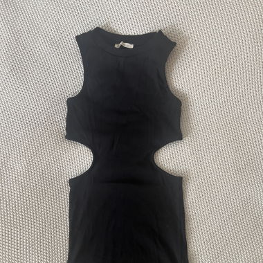 Stradivarius Dress with open back and slit