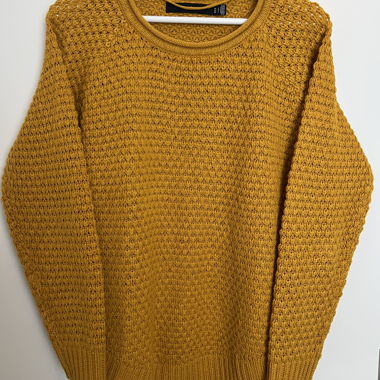 Vero Moda knitted yellow pullover L