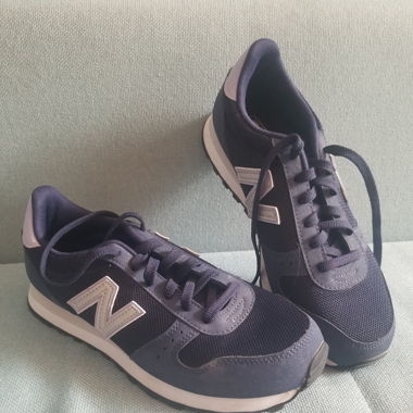 New Balance Sneaker