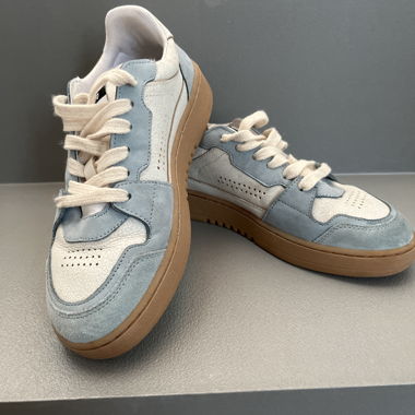 Axel Arigato Sneaker