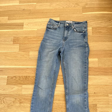 Light blue skinny jeans