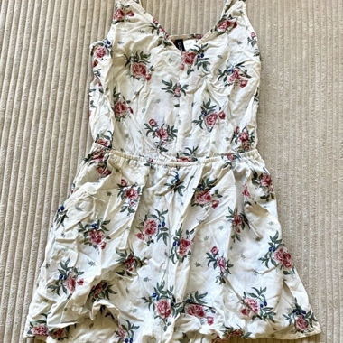 H&M Jumpsuit Overall Romper Floral Dress Gr. 34
