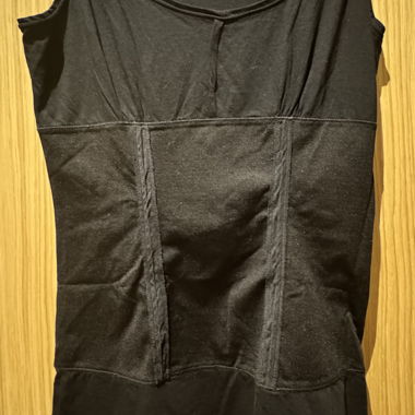 Schumacher schwarzes Trägertop mit Peplum