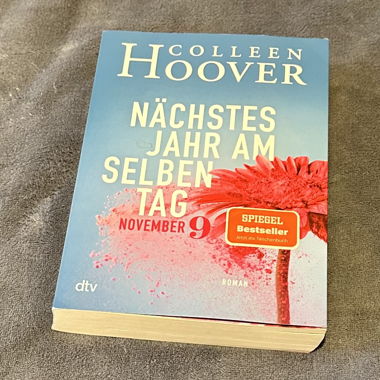 Colleen Hoover, L'anno prossimo lo stesso giorno