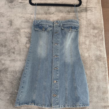 Jeanskleid ohne Träger
