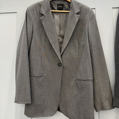 Grey Pull&Bear Blazer