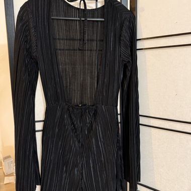Combinaison plissée noire Missguided dos nu