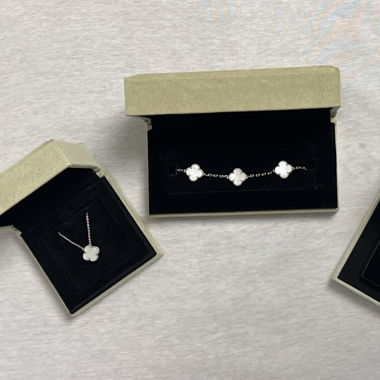 Wunderschönes 3-teiliges Van Cleef Set - Replica