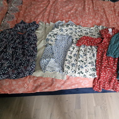 6 robes pour 5-6 ans